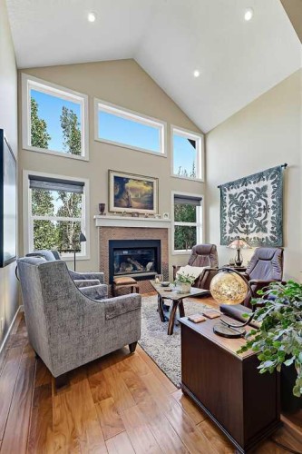1906 High Park Circle Nw, High River, AB 