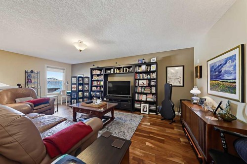 1906 High Park Circle Nw, High River, AB 