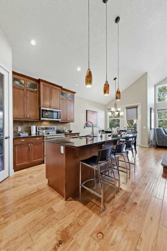 1906 High Park Circle Nw, High River, AB 
