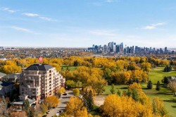 3203-24 Hemlock Crescent SW Calgary, AB T3C 2Z1