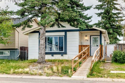 40 Faldale Close Ne, Calgary, AB 