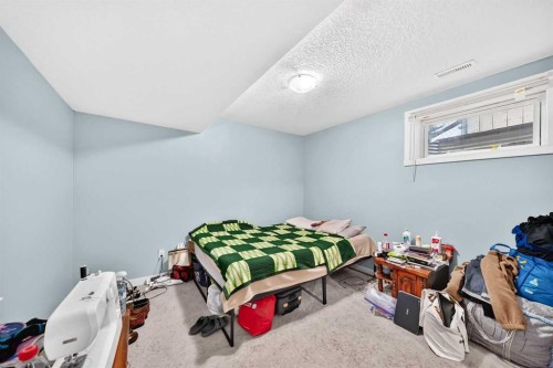 40 Faldale Close Ne, Calgary, AB 