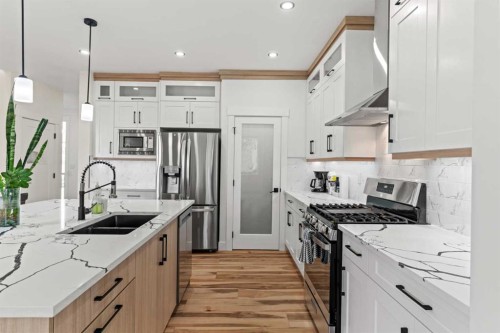 136 Douglas Ridge Green Se, Calgary, AB 
