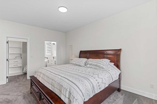 136 Douglas Ridge Green Se, Calgary, AB 