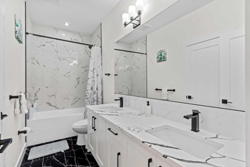 136 Douglas Ridge Green Se, Calgary, AB 