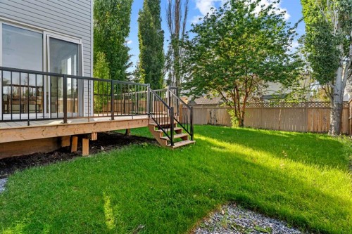 136 Douglas Ridge Green Se, Calgary, AB 