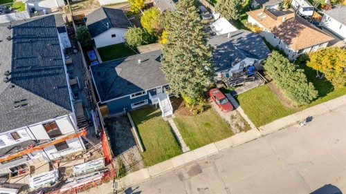 8007 36 Avenue Nw, Calgary, AB 