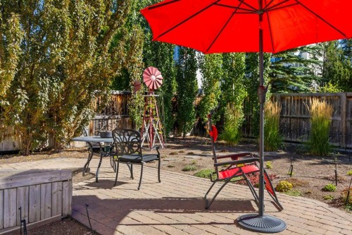 95 Royal Birch Circle Nw, Calgary, AB 
