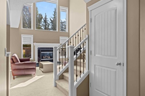 95 Royal Birch Circle Nw, Calgary, AB 
