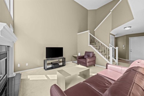 95 Royal Birch Circle Nw, Calgary, AB 