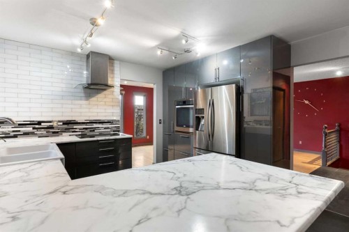 107 Bermuda Close Nw, Calgary, AB 