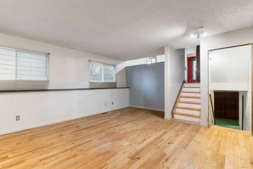 107 Bermuda Close Nw, Calgary, AB 