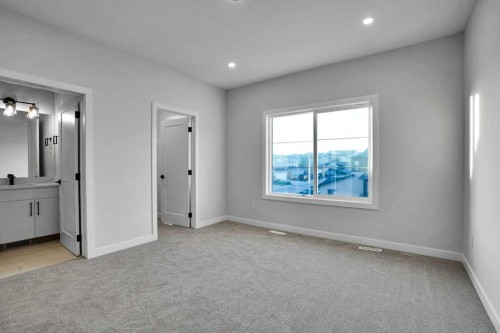 183 Heritage Court, Cochrane, AB 