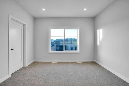 183 Heritage Court, Cochrane, AB 