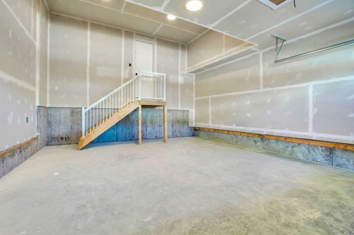 183 Heritage Court, Cochrane, AB 
