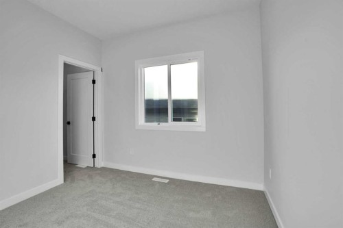 162 Heritage Court, Cochrane, AB 