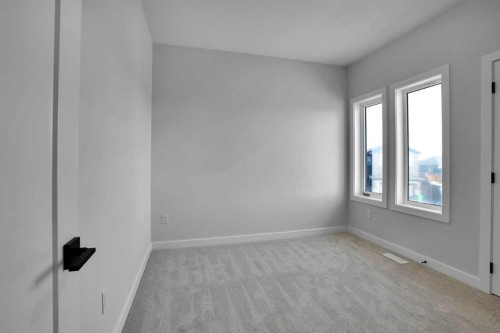 162 Heritage Court, Cochrane, AB 