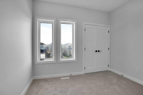 162 Heritage Court, Cochrane, AB 