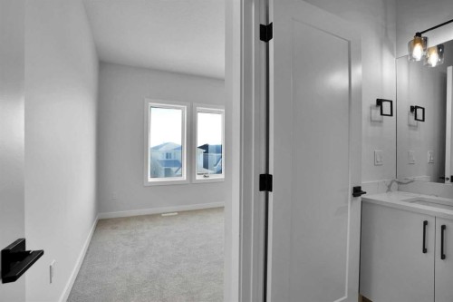 162 Heritage Court, Cochrane, AB 