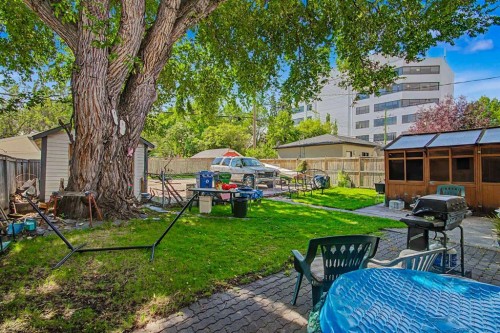 121 10 Avenue Ne, Calgary, AB 