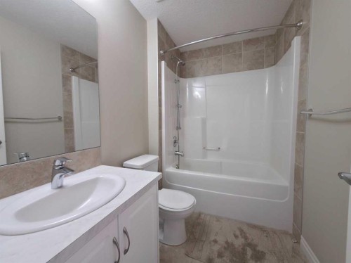 16 Nolancrest Green Nw, Calgary, AB 