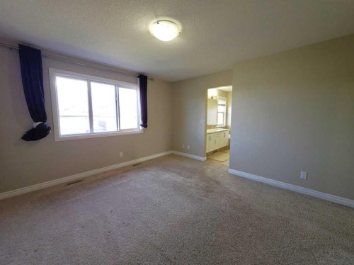 16 Nolancrest Green Nw, Calgary, AB 