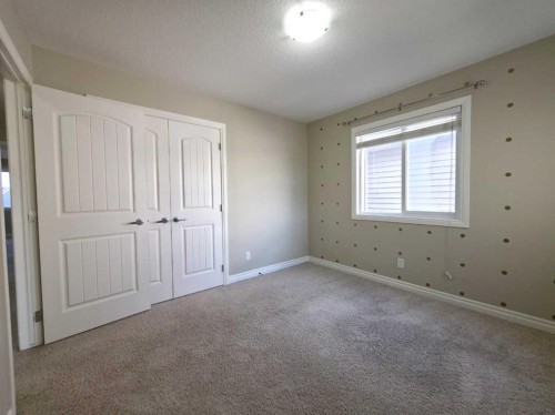 16 Nolancrest Green Nw, Calgary, AB 