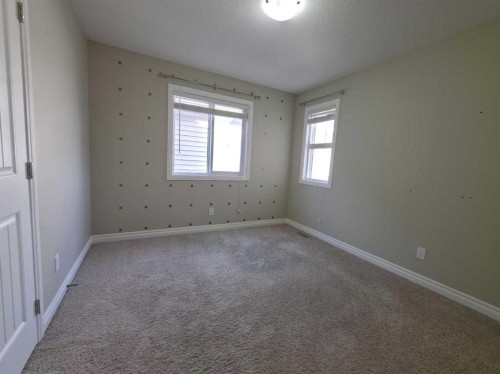 16 Nolancrest Green Nw, Calgary, AB 