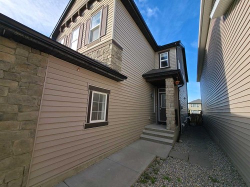 16 Nolancrest Green Nw, Calgary, AB 