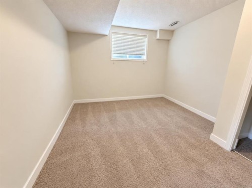 5230 Whitestone Road Ne, Calgary, AB 