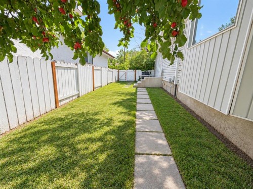 5230 Whitestone Road Ne, Calgary, AB 