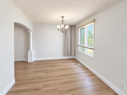 5230 Whitestone Road Ne, Calgary, AB 