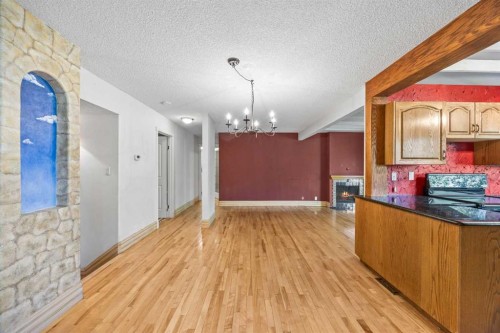 1336 116 Avenue Sw, Calgary, AB 