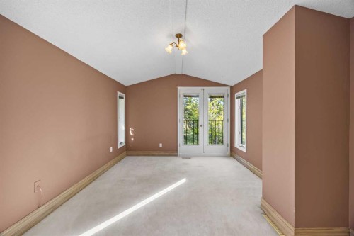 1336 116 Avenue Sw, Calgary, AB 