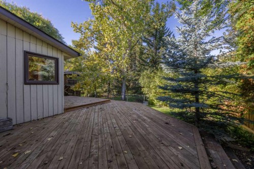 1336 116 Avenue Sw, Calgary, AB 