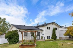 263 Rundleridge Drive NE Calgary, AB T1Y 2K5
