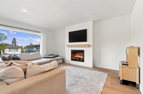 6031 Thornbank Drive Nw, Calgary, AB 