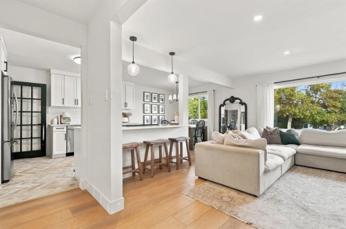 6031 Thornbank Drive Nw, Calgary, AB 