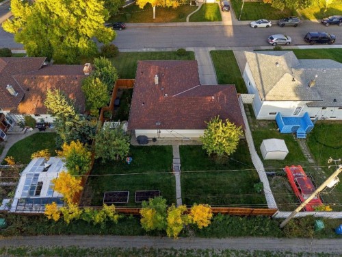 6031 Thornbank Drive Nw, Calgary, AB 