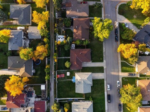 6031 Thornbank Drive Nw, Calgary, AB 