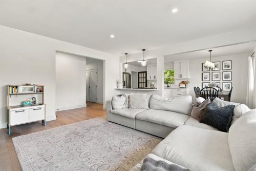 6031 Thornbank Drive Nw, Calgary, AB 