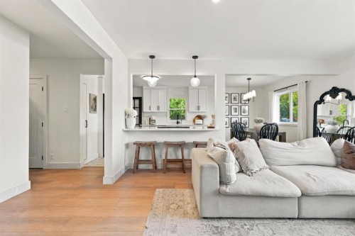 6031 Thornbank Drive Nw, Calgary, AB 