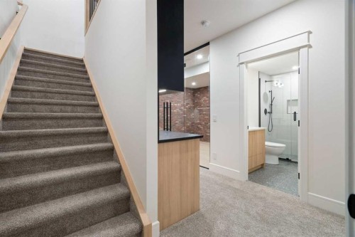 3322 42 Street Sw, Calgary, AB 