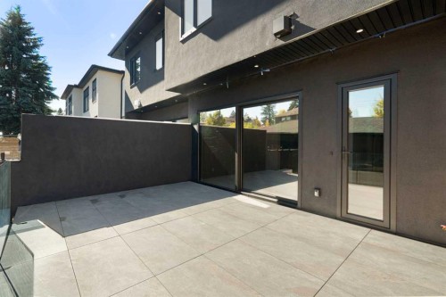 3322 42 Street Sw, Calgary, AB 