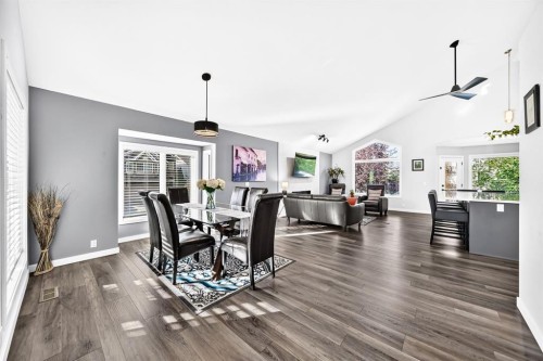 28 Douglasview Rise Se, Calgary, AB 