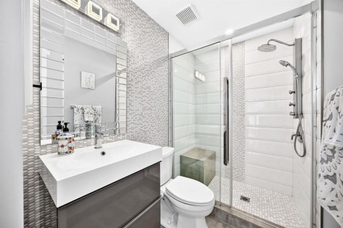 28 Douglasview Rise Se, Calgary, AB 