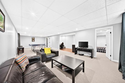 28 Douglasview Rise Se, Calgary, AB 