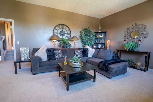460 Sunset Link, Crossfield, AB 