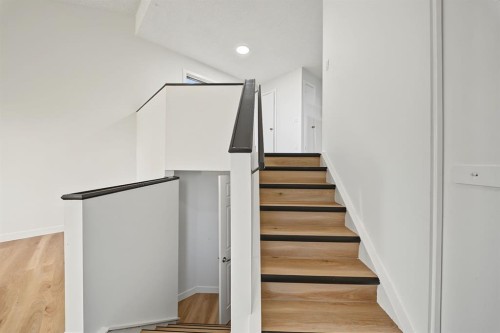 310 Castleridge Drive Ne, Calgary, AB 