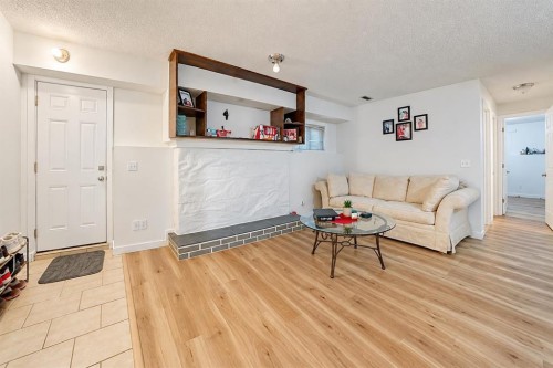 310 Castleridge Drive Ne, Calgary, AB 
